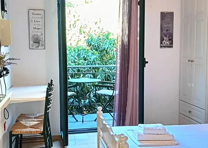 Skardamoula's N Apartamento