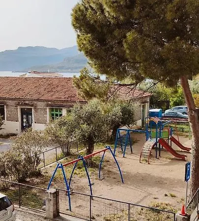ο κήπος της σκαρδαμούλας
